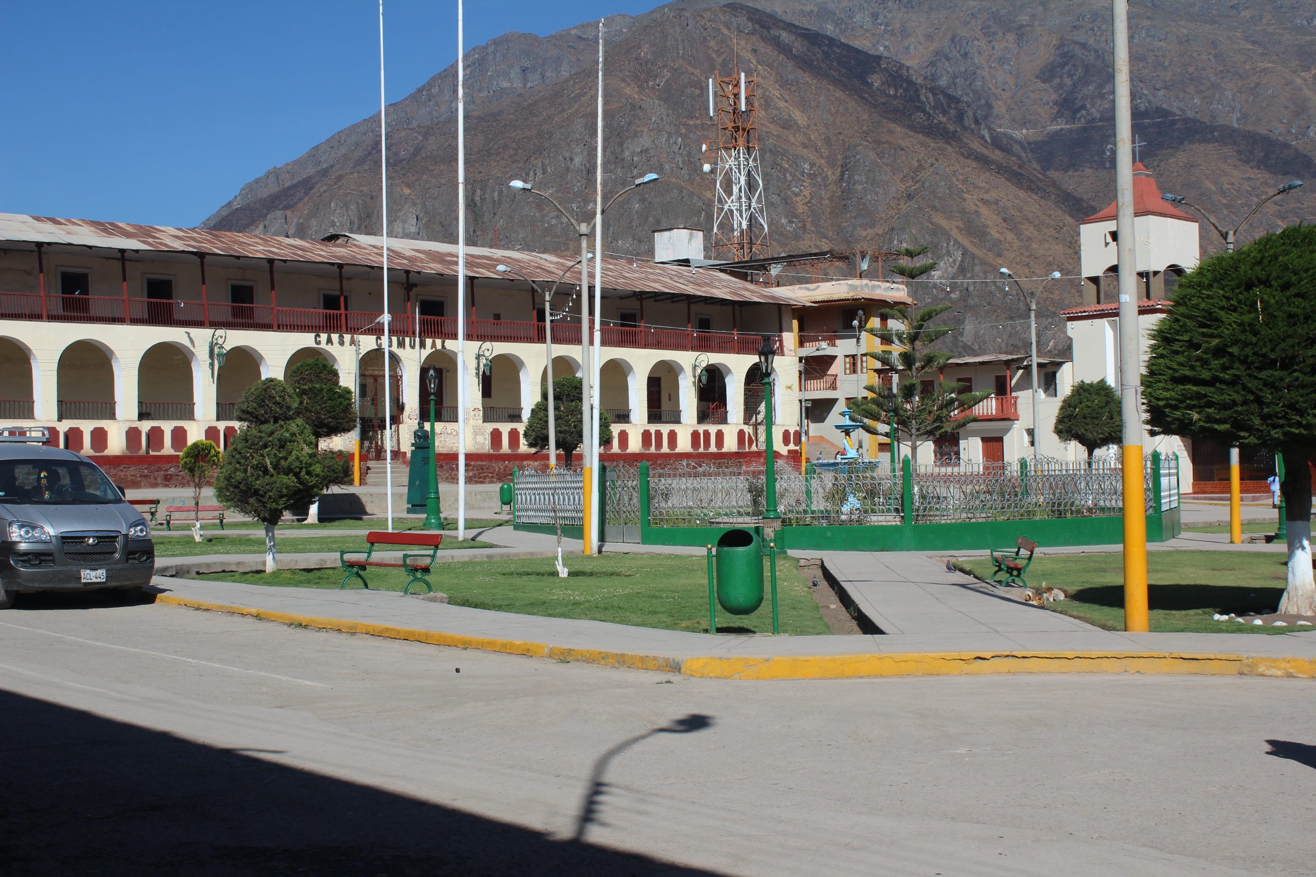 Plaza_de_armas_de_Canta._Lima